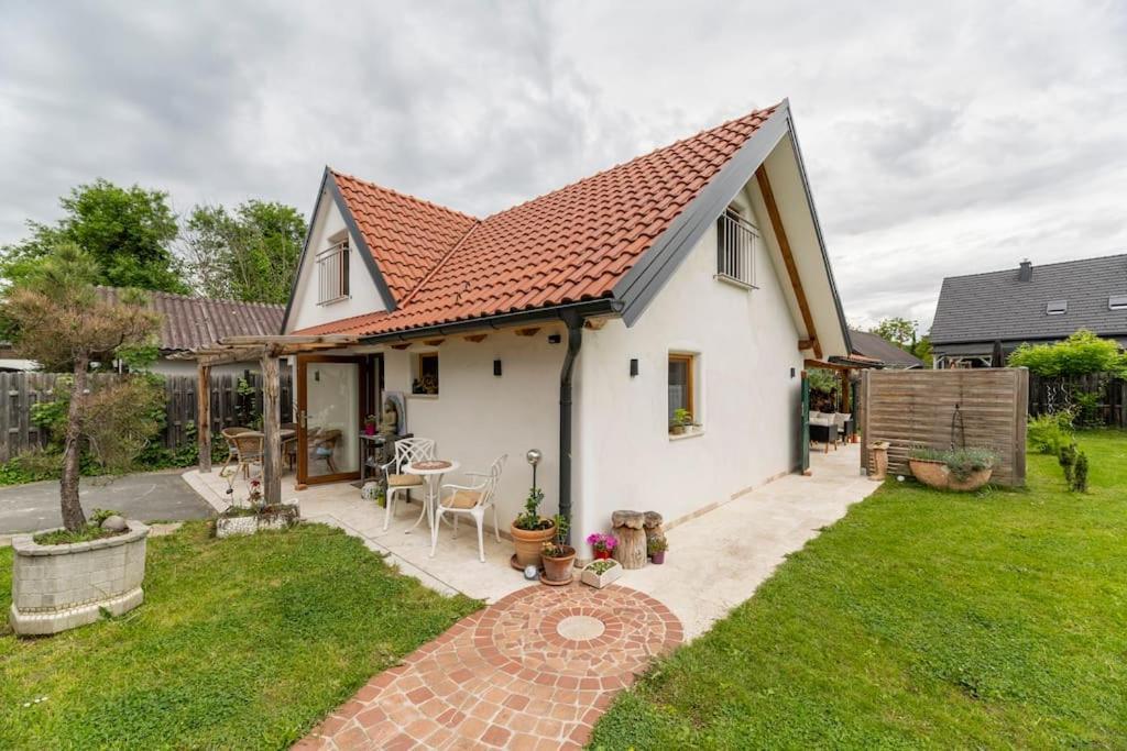 Idyllic Holiday Home - Relaxation Place Лейбниц Экстерьер фото